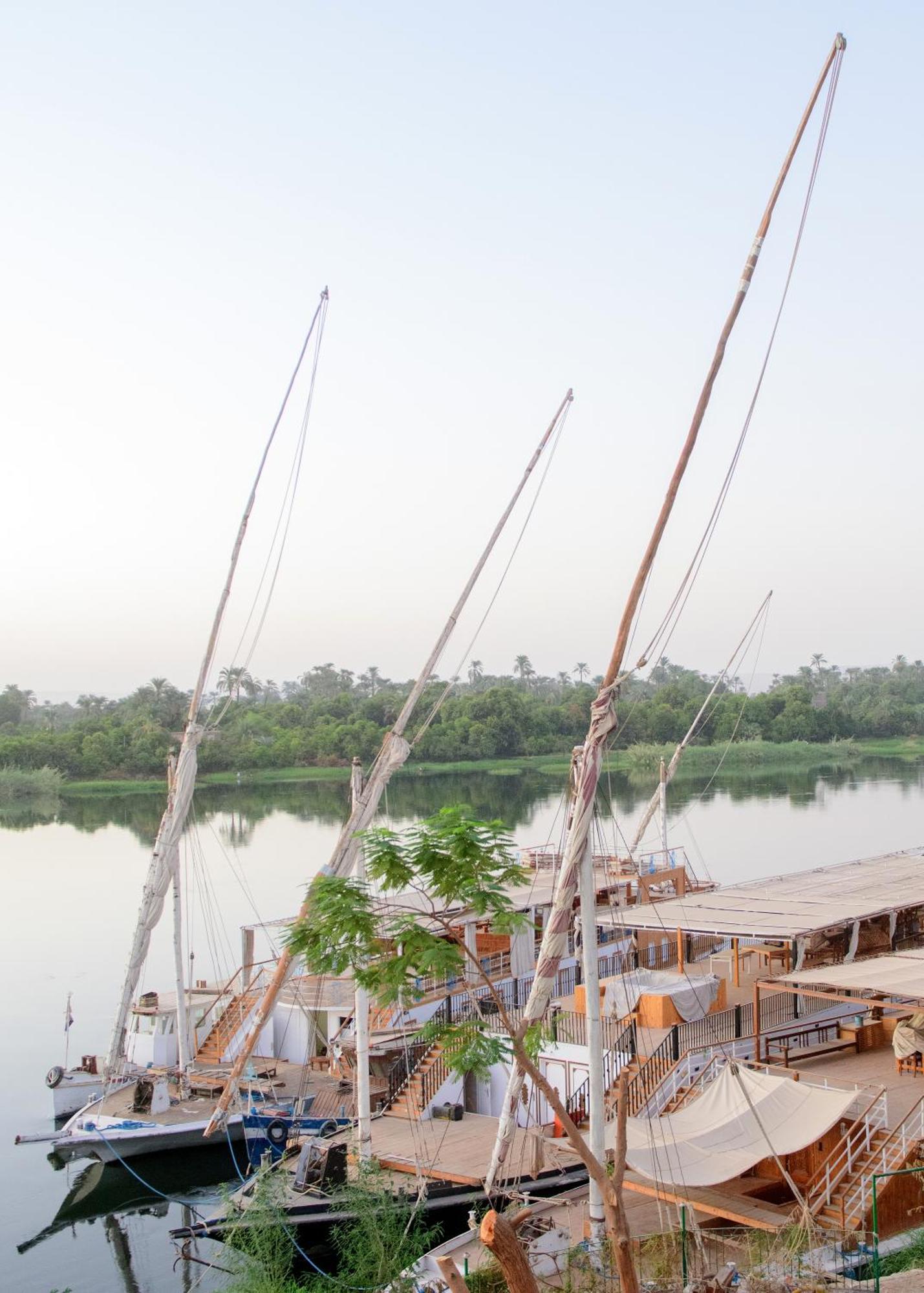 Eyaru Palace Nile View ลักซอร์ ภายนอก รูปภาพ