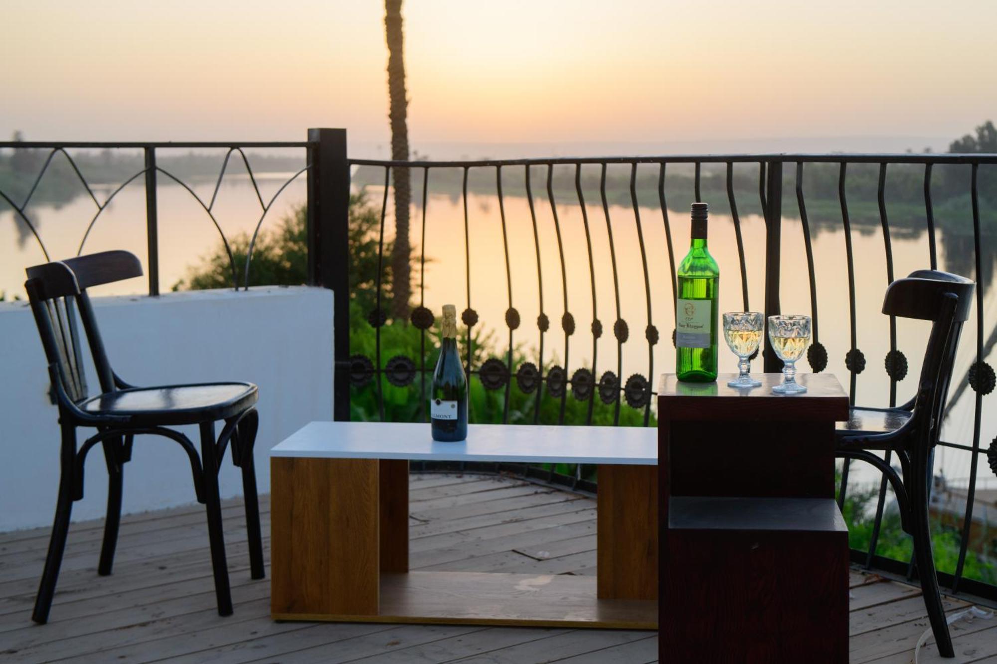 Eyaru Palace Nile View ลักซอร์ ภายนอก รูปภาพ
