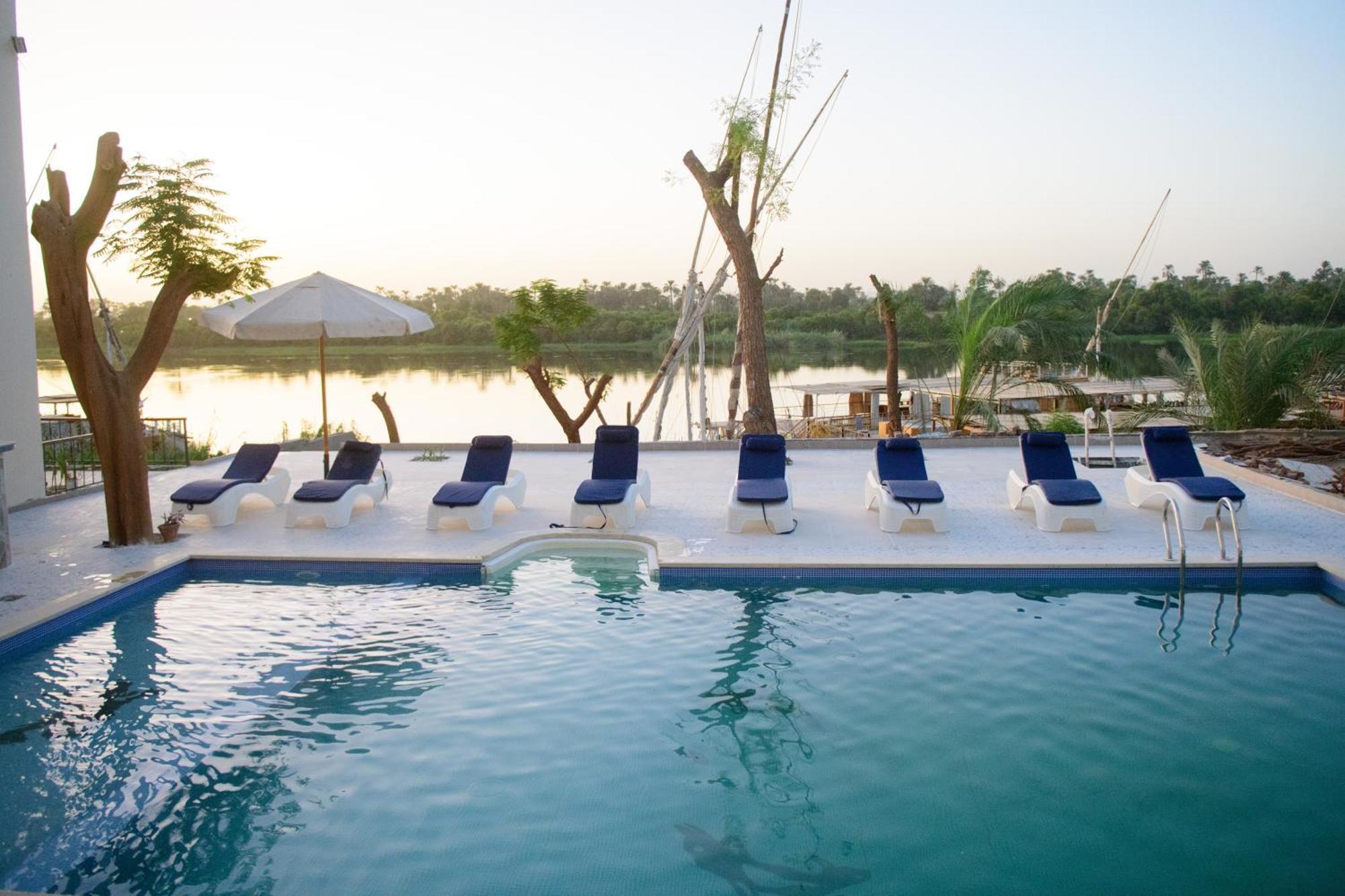 Eyaru Palace Nile View ลักซอร์ ภายนอก รูปภาพ