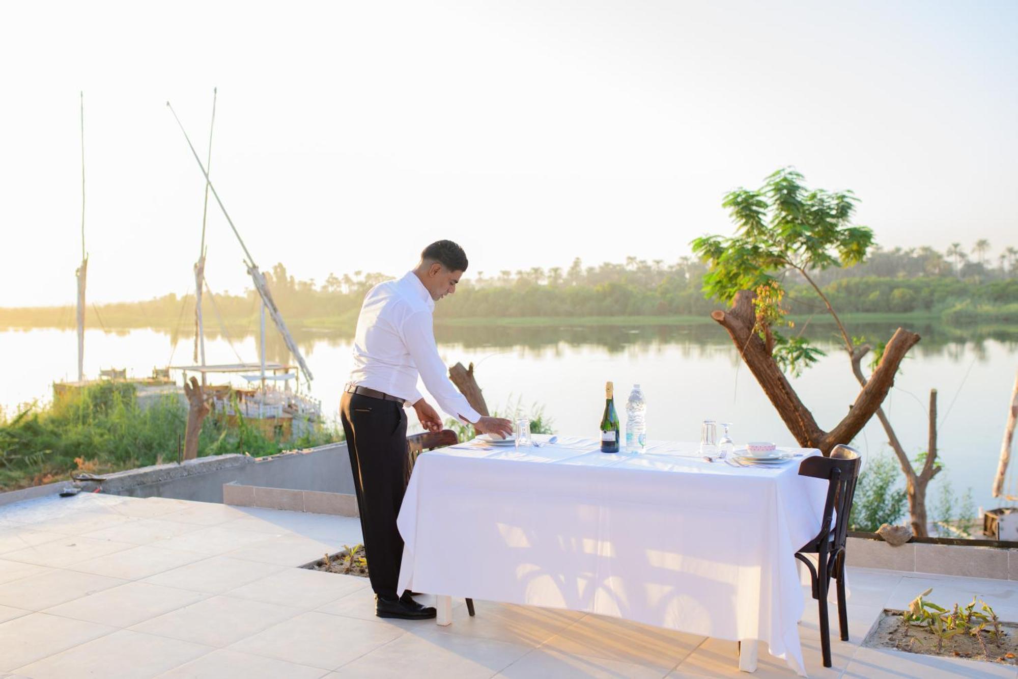 Eyaru Palace Nile View ลักซอร์ ภายนอก รูปภาพ