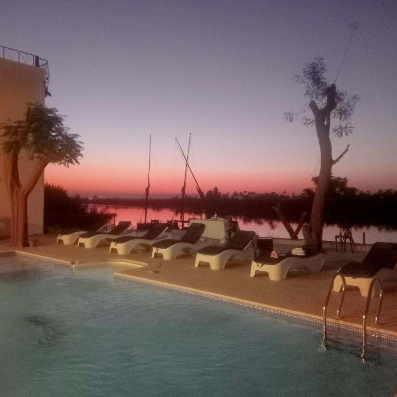 Eyaru Palace Nile View ลักซอร์ ภายนอก รูปภาพ